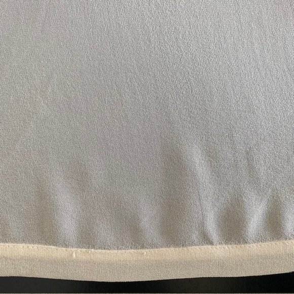 BCBG MaxAzria | 100% Silk Off-White/Cream Cropped Draped Blouse | Size: … - Picture 12 of 12